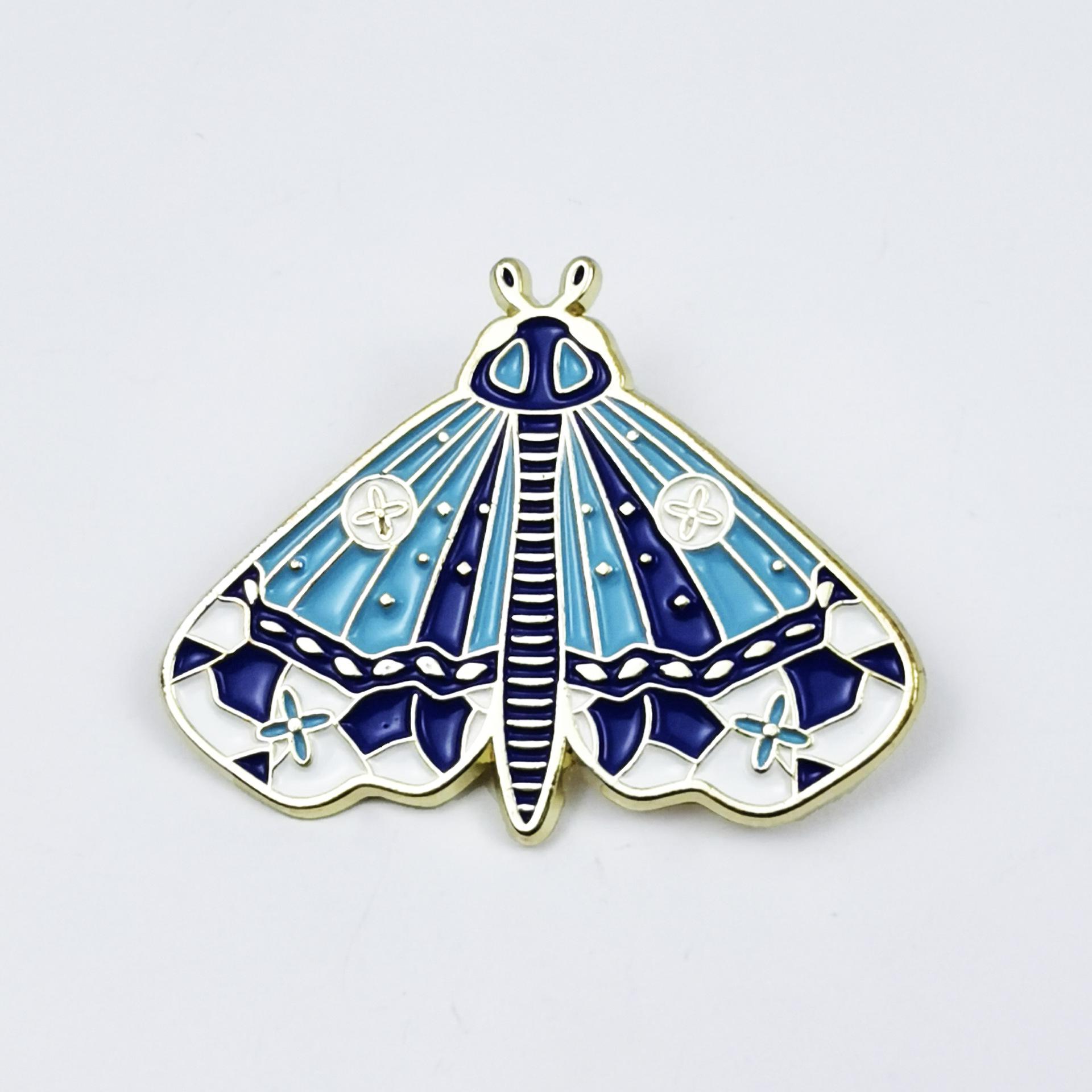 Cartoon Butterfly Brooch for Girls Backpacks - Cute Floral Pattern Badge in Stock