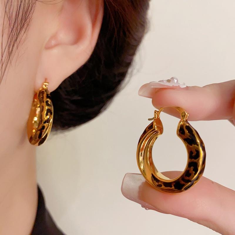 

Французская ретро-мода уникальный дизайн леопардовый принт цветные серьги индивидуальность легкие роскошные холодный стиль серьги