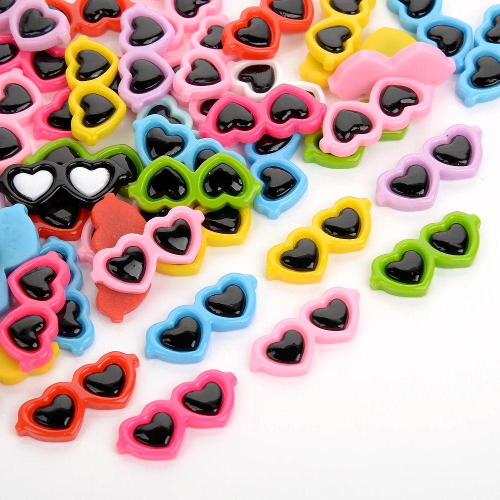 50pcs Heart-Shaped Resin Ornaments Cabochons Simulation Toy Kawaii Resin Mini Sunglasses  Scrapbook