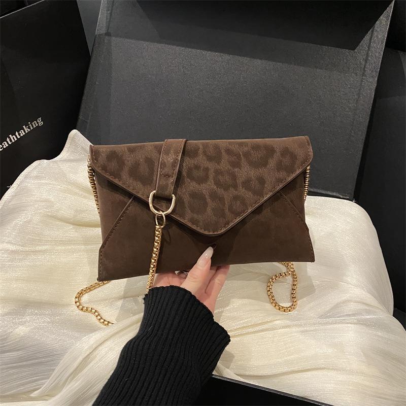 Fashion leopard print women's clutch bag new simple texture versatile chain oblique span bag envelope bag female