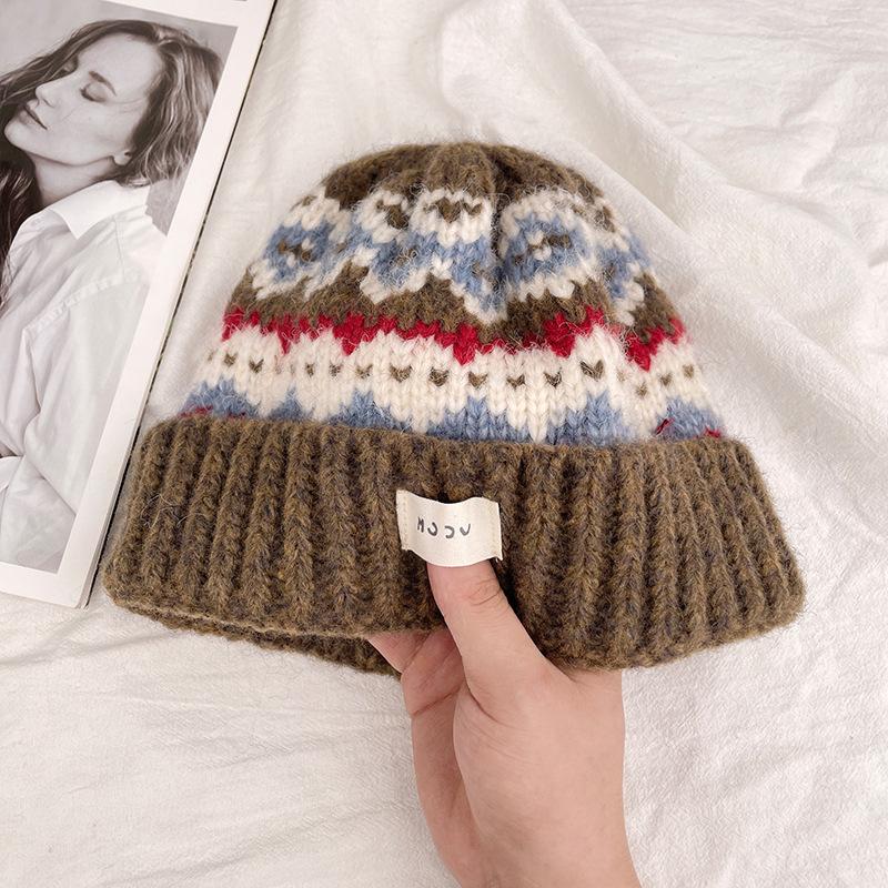 Vintage Fair Island Hat Women'S Windproof And Cold-Proof Wool Hat Warm Ear Protector Lei Feng Hat Show Face Small Knitted Hat