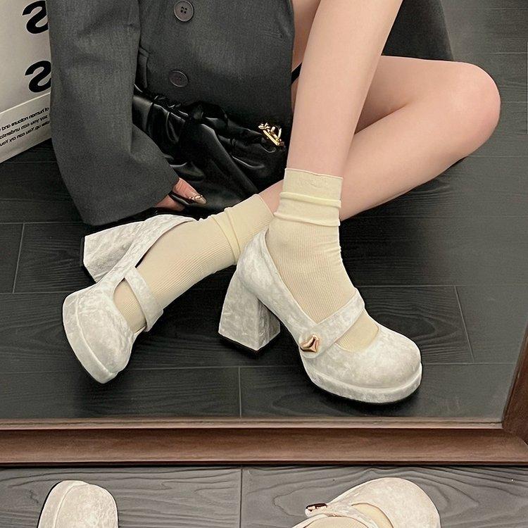 

2025 новые французские туфли-мэри джейн на одинарном ходу, универсальные, с круглым носком, на толстом каблуке, в британском стиле, ретро, белые, из маленькой кожи 34 белый