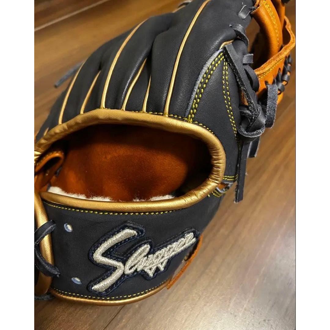 Used We have reduced the price! Good condition Kubota Slugger custom made gloves for softball