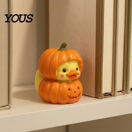 Resin Art for Home Entrance Halloween Pumpkin Duck Ornament, Stacked Yellow Miniature Ornaments Figurines, Cute Mini Desktop Decor Party Decorations