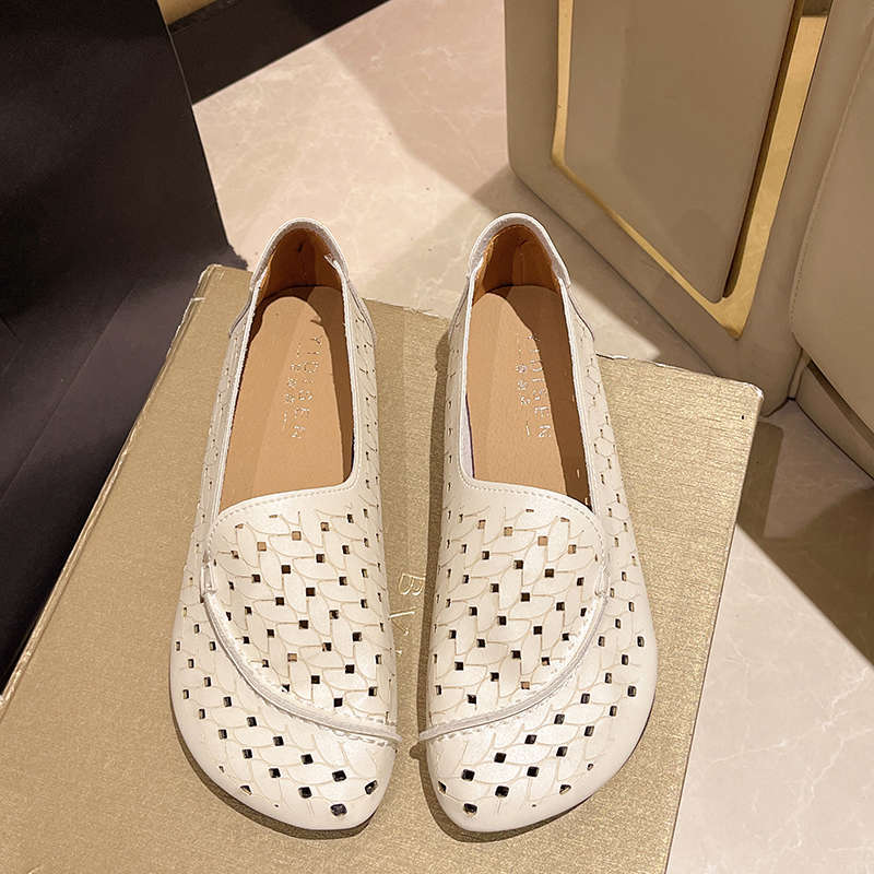 2025 Summer New Soft-soled Mother Shoes Sandals Women's Non-slip In the Elderly Single Shoes Hollow Breathable Hole Shoes