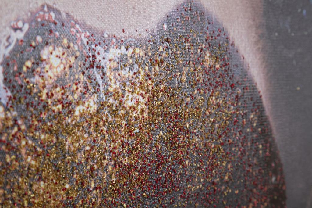 Handmade Wall Printing Beautiful Lips 80x3.8x120 Cm