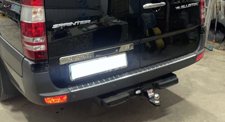 Планка над номером (нерж.) OmsaLine - Итальянская нержавейка для Mercedes Sprinter W906 2006-2018 гг