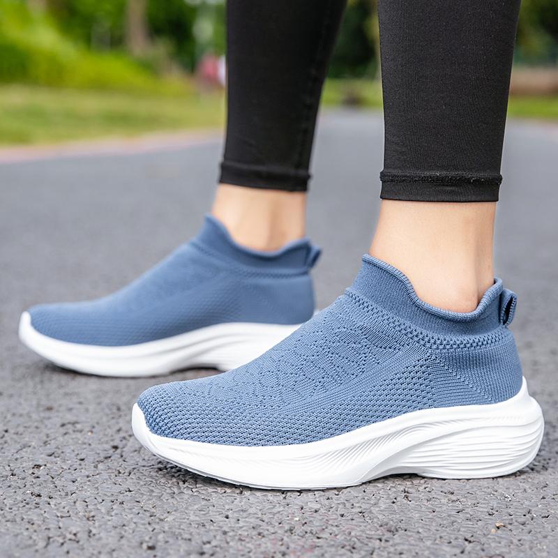 New Women Walking Shoes Fashion Women Flats Shoes Comfort Casual Women's Shoes Outdoor Lightweight Sneakers