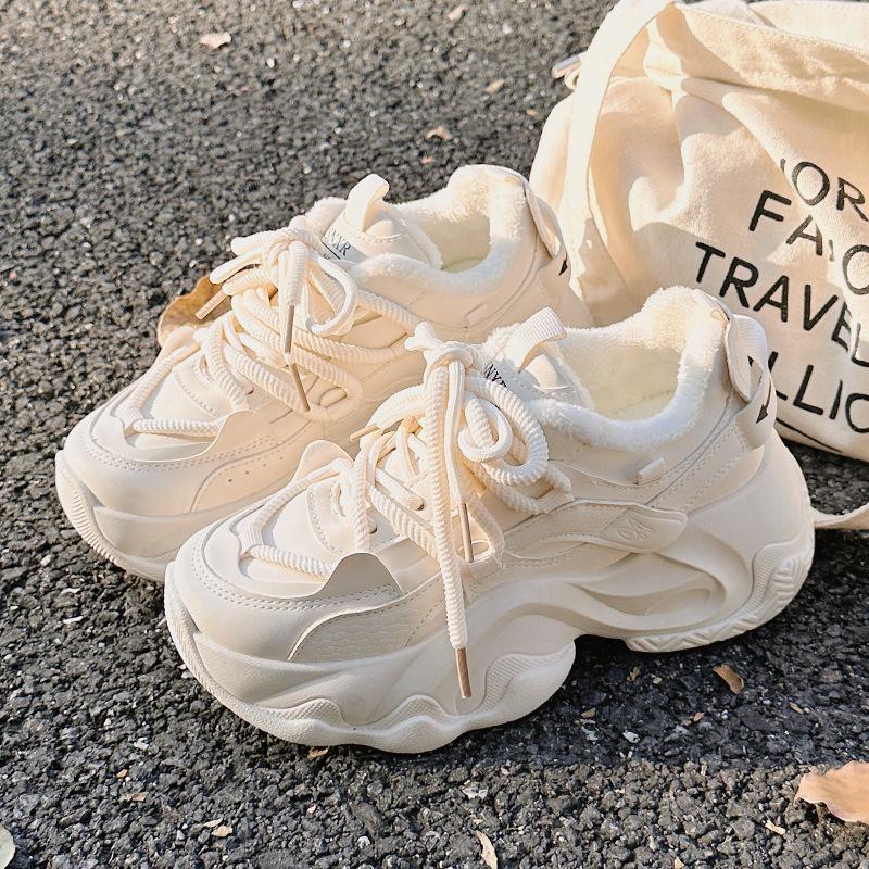 Chaussures de Papa Fille 2025 Printemps et Été Nouvelles Chaussures en Maille Respirante avec Pantalon à Jambe Large Chaussures Blanches à Plateforme Baskets