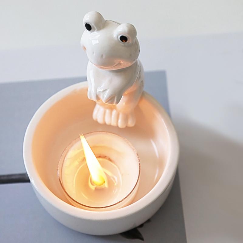 Tealight Candle Holder Frog Ceramic Tabletop Candlestick Decor Warm Atmosphere Scented Candle Holder for Bookshelf Kitchen