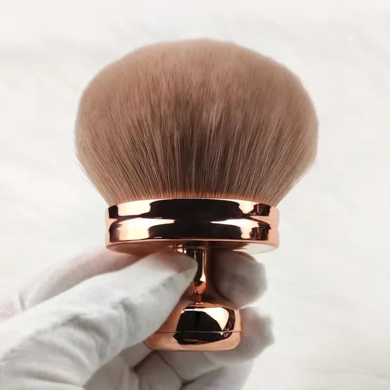 Extra Large Self Tanning Blend Brush Professional Kabuki Powder, Foundation, Blusher, Bronzer, Self-tanner Face and Body Brush