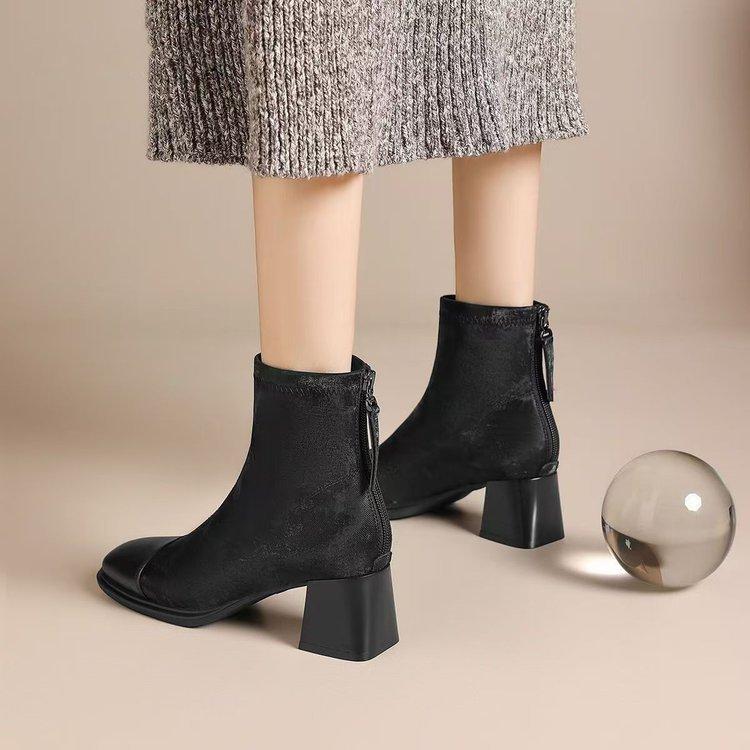 

National style thick heel small short boots women s 2025 autumn and winter new temperament versatile and comfortable single boots square head fashion 35