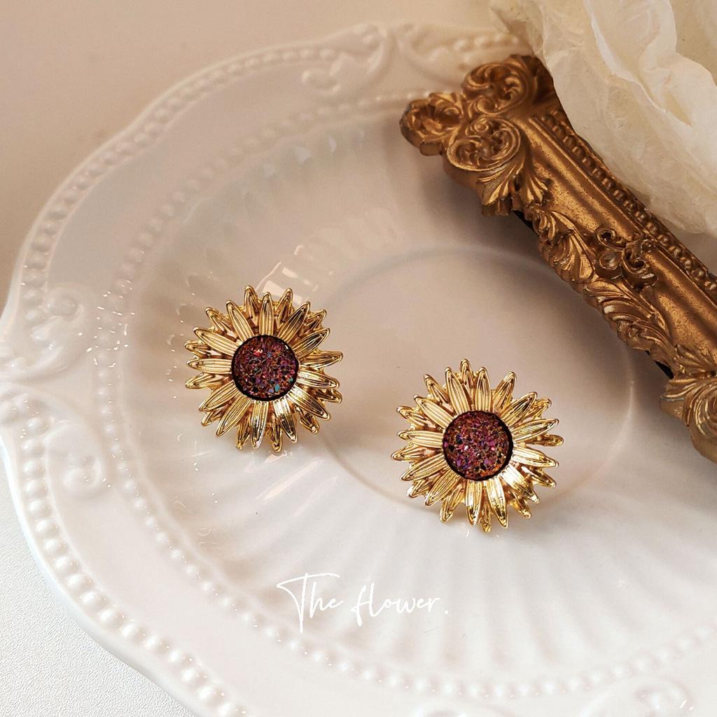 Артистичные ретро серьги-гвоздики «Подсолнух» с покрытием из 14-каратного серебра – Модные и креативные