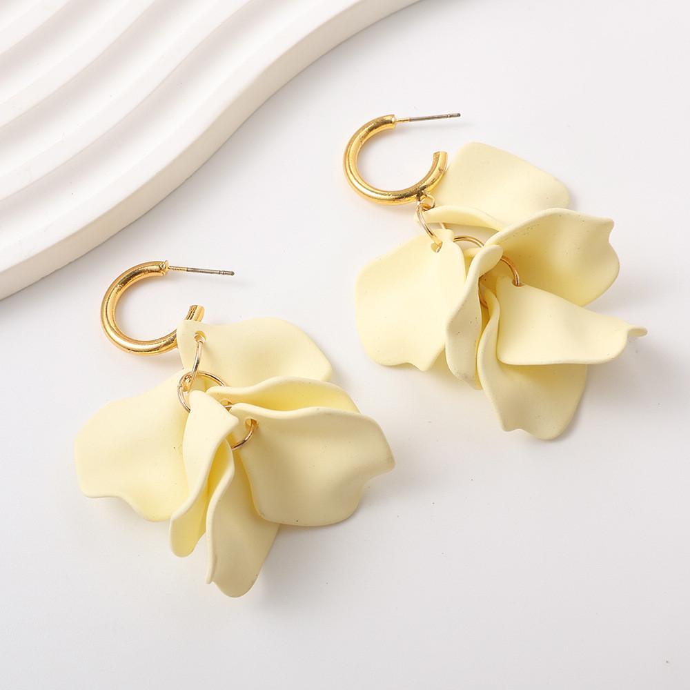 Pinkdudu Fashion Rose Flower Petal Drop Earrings Resin Gradient Color Flower Earrings Women Jewelry PD2385