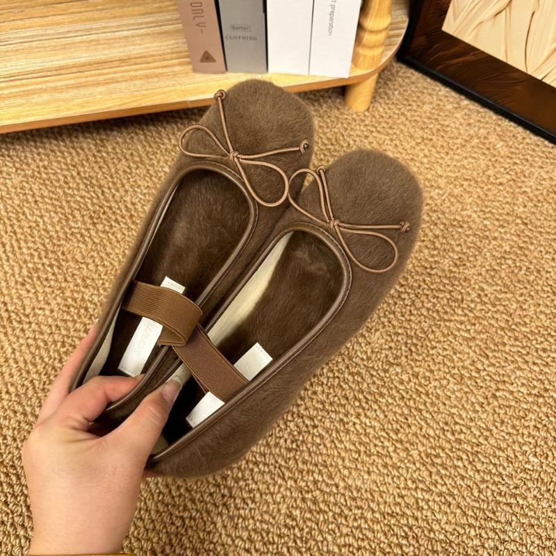 

Маленький 5 см внутренний рост увеличение мохнатые туфли женские носить осень и зима новый бархат плоские балетки одинарные туфли женские 33 коричневый