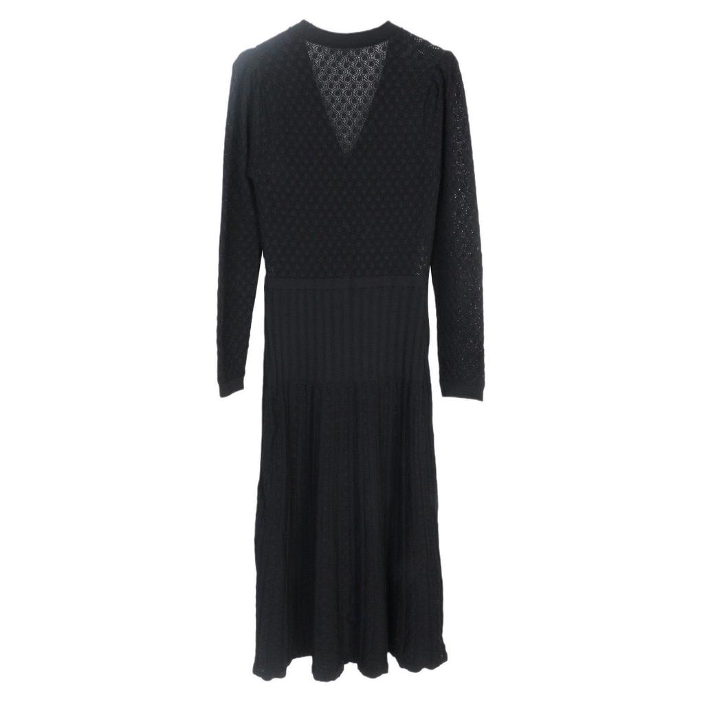 S Family Elegant French V-Neck Hollow Knit Dress - Light Luxury, Slimming, Autumn/Winter Style