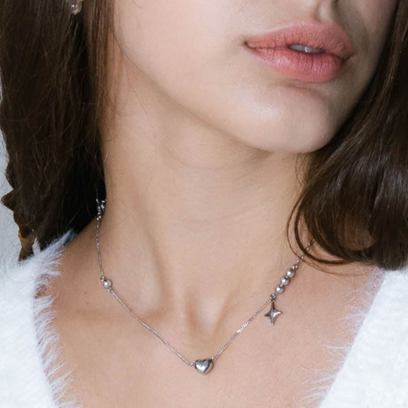 

pearlymore small charm layered necklace free