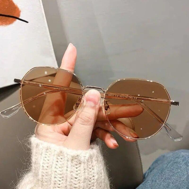 Luxury Photochromic Myopia Glasses Men Women Fashion Anti Blue Light Eyeglasses Anti UV Sunglasses Eye Protection Goggle Eyewear