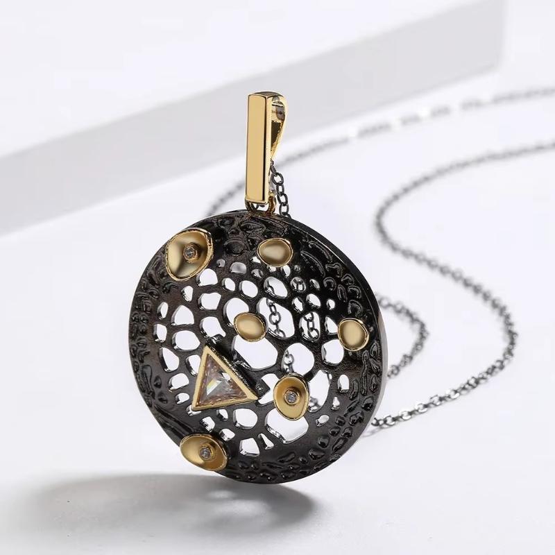 Punk Style Personality Round Hollow Two-color Necklace-women's Sweater Chain