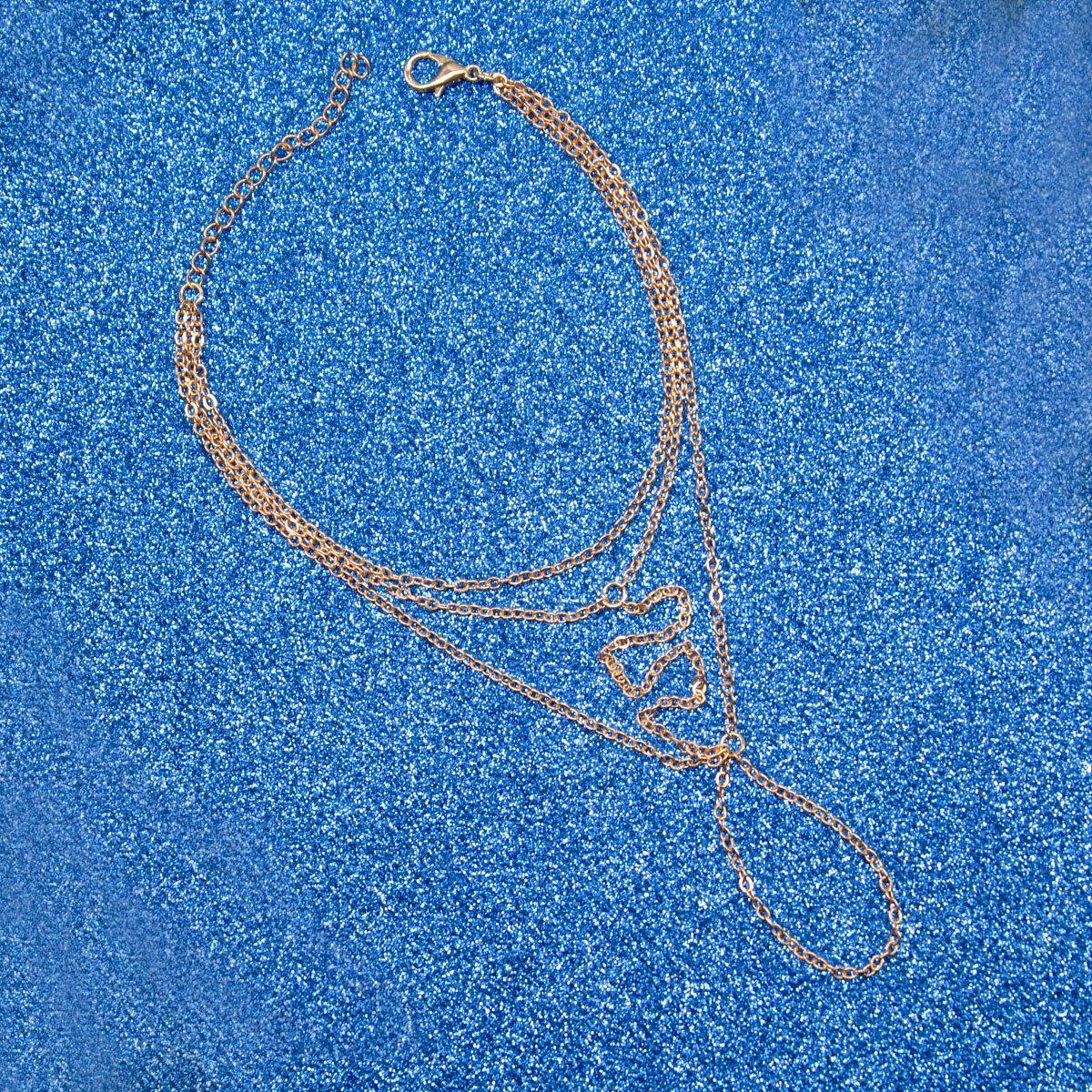 

New, fashion, popular bracelets hand chains finger cross bracelets золотой