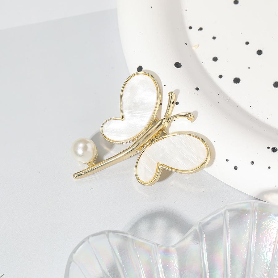 Female Niche Light Luxury Fashion Cool Style Butterfly Brooch