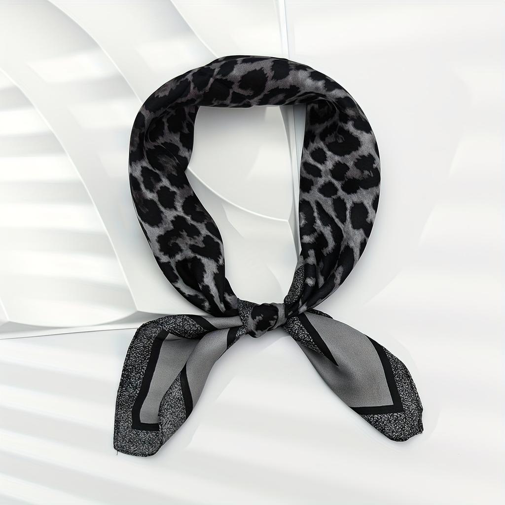 Klassischer Damen Schal mit Leopardenmuster Modisches Bandana Dünn Atmungsaktiv Sonnenschal Eleganter Stil Winddicht Kopftuch Quadratische Schals