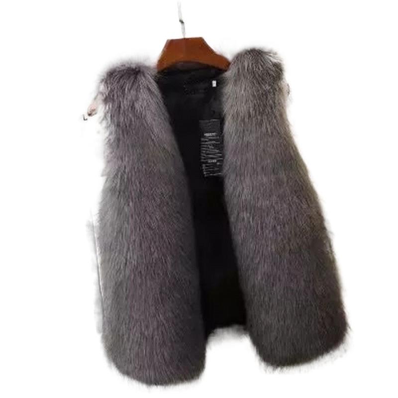 Plus Size Women's Faux Fur Leather Vest - Warm, Slimming, Sleeveless Jacket