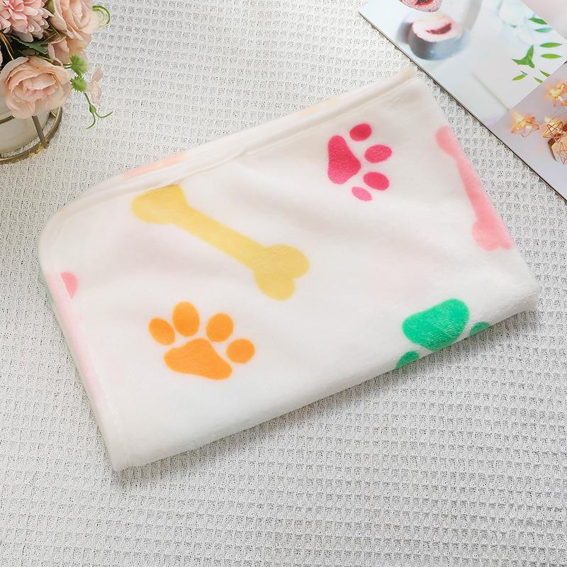 Dog Blanket Winter Autumn Warm Lightweight Soft Fluffy Coral Fleece Cat Puppy Bed Mat Pet Sleeping