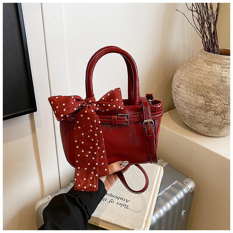 Niche Design Casual Simple Small Square Bag Fashionable New Women's Personalized Shoulder Messenger Bag