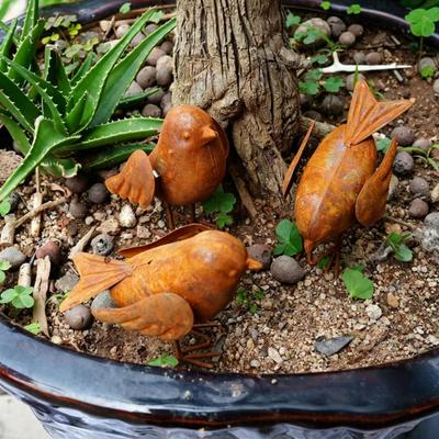 3 Pcs Rusty Metal Bird Figurine Vintage 3D Bird Sculpture Farmhouse Outdoor Decoration for Patio Yard Garden