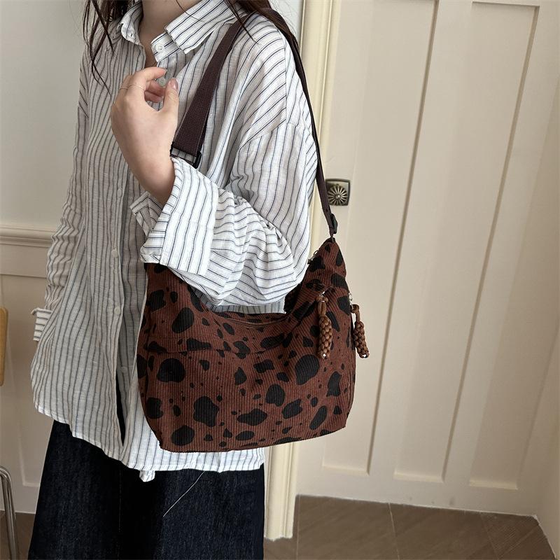Fashi Cow Print Corduroy Shoulder Bags for Women Large Capacity Multi-Pocket Ladies Messenger Bag Simple Casual Handbags Tote