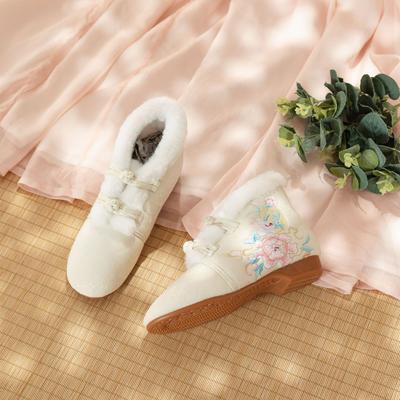 [Laurel Rabbit] Old Beijing Cloth Shoes Ancient Clothing Hanfu Shoes Embroidered Ancient Shoes Elegant Embroidery Winter Velvet Cloth Shoes