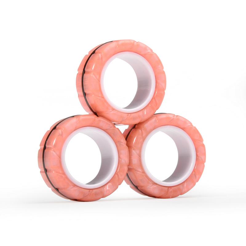 Magnetic Tire-Style Spinner Bracelet - Decompression Toy Finger Spinning Top