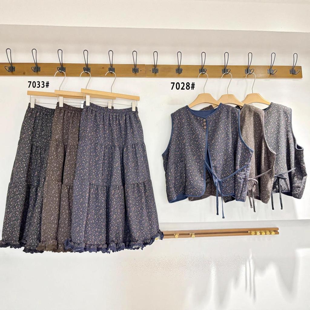 Mori-stil Retro Blommig Dubbellagers Väst med Midi Tårtkjol - Damernas Mångsidiga 2025 Vardagskläder Set