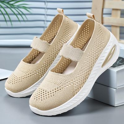 Women's Shoes with Soft Soles Are Not Tired of Feet. Summer New Old Beijing Cloth Shoes Are Comfortable and Breathable for Women. One Pedal Mother