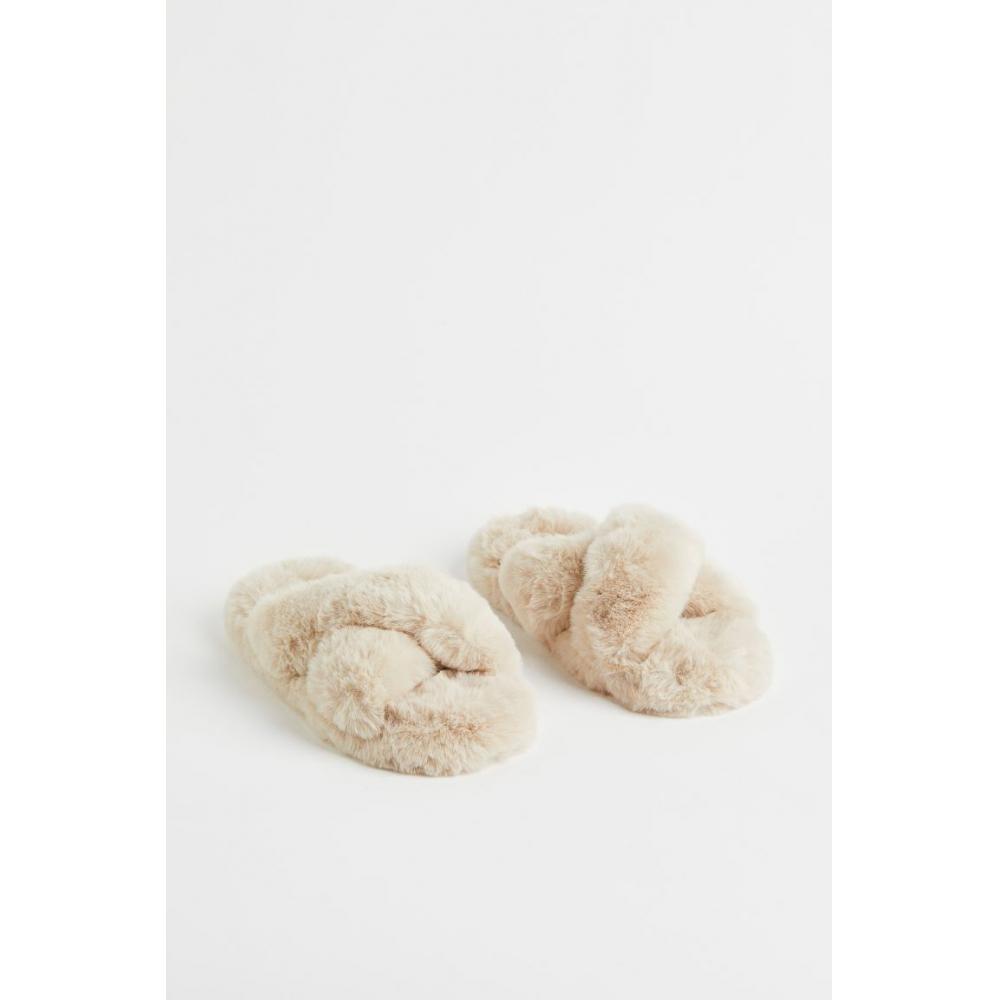 

H M slippers light beige