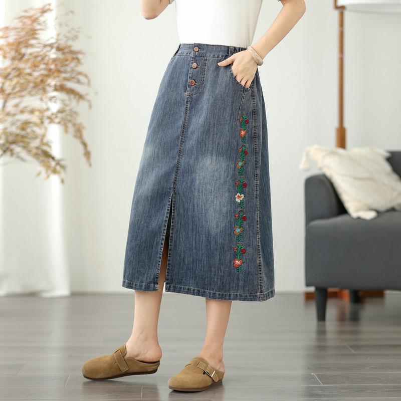 Summer Embroidered Flower Semi-elastic Waist Button Denim Skirt