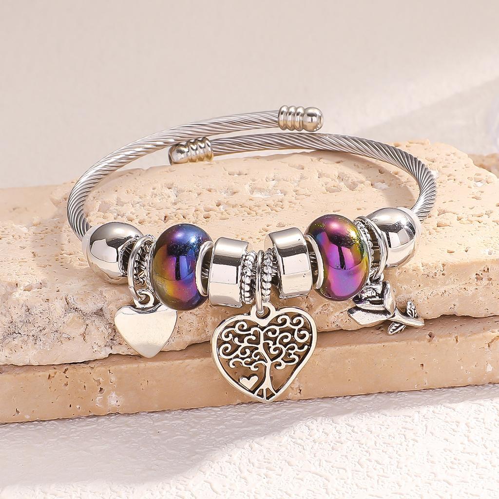 1 Stück Mode-Armband für Damen mit mehreren Elementen, Perlen, Pfirsichherz für Reisen, Date, Bankett, Party, Festival, Dressing, Geschenke