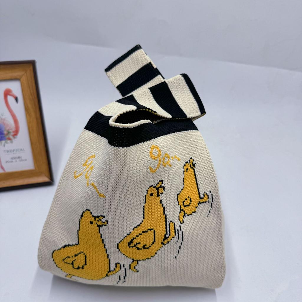 Women's Knot Wrist Bag Handmade Knitted Bag Portable Mini Striped Tote Bucket Phone Bags Large Capacity Autumn Winter Handbags