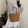 New Handbag Fashion Versatile Shoulder Bag Crossbody Bag