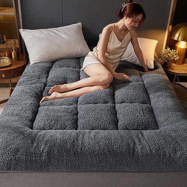 WTEMPO Hotel Simple Retro Elegant Foldable Mattress Cushions Large Size Soft Home Bedroom Tatami Mats Thickened Student Dormitory Mattresses