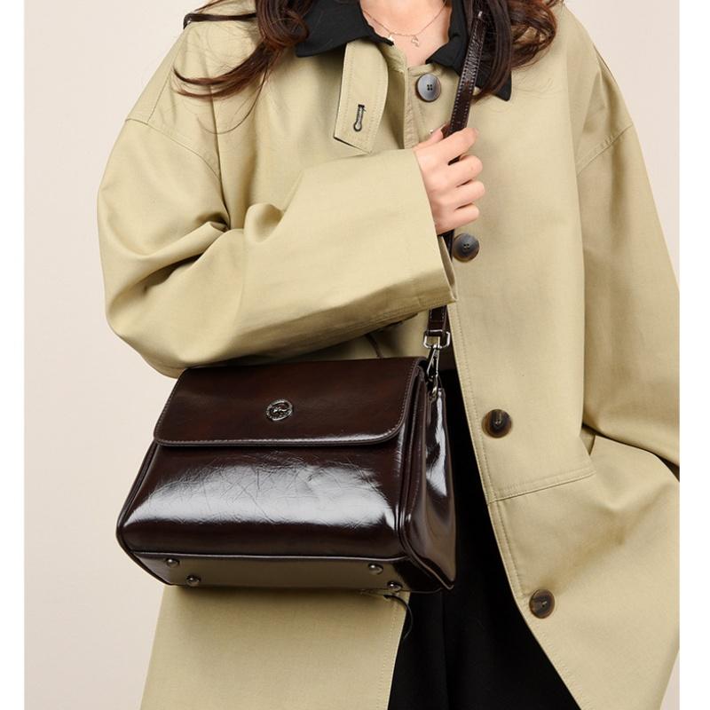 Spring New Fashion Simple Ladies Handbags PU Leather Light Luxury High-end Sense Solid Color Women's Tote Bag Versatile Commuter Buckle Crossbody Bags