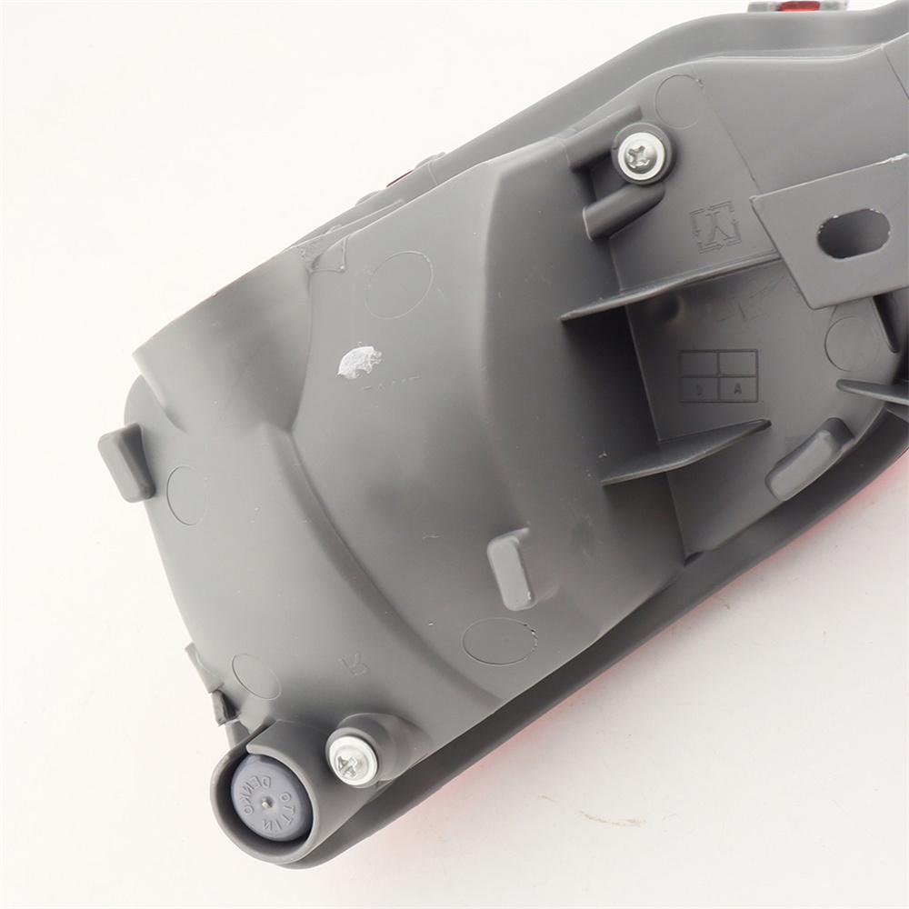 Left Rear Bumper Reflector Light Lamp Lens 814900R010 For Toyota RAV4 2013-2015