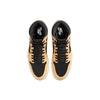 Air Jordan 1 Retro High Og 'Heirloom' Jordan 555088-202