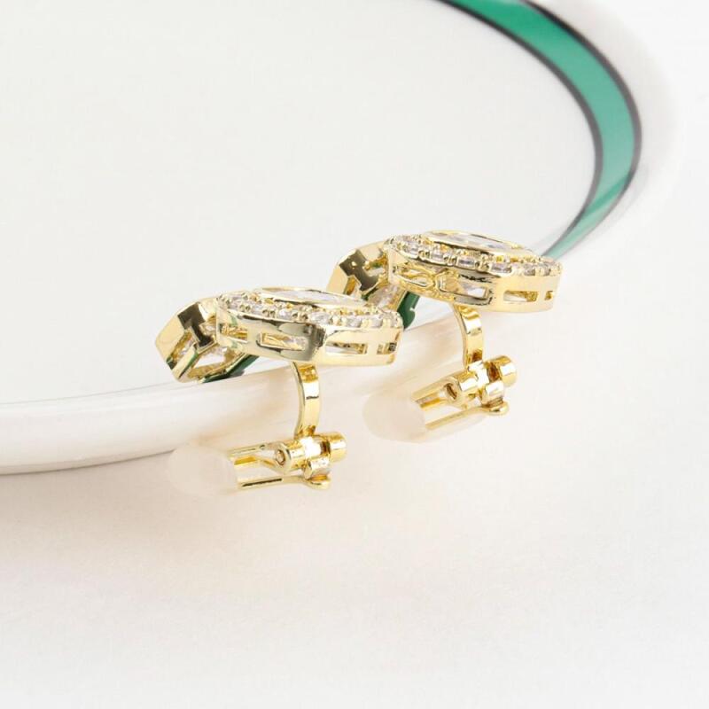 

Women s Gorgeous Cubic Stone Party Earrings A28321_Gold