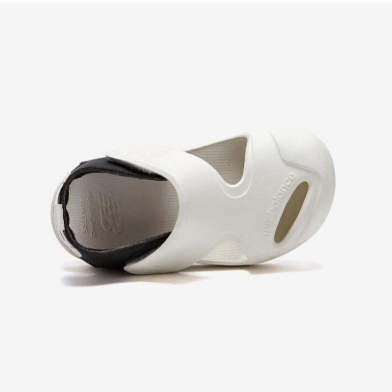 New Balance Dětské pantofle sandály Nqj Nkples750b 19 K8812b2p