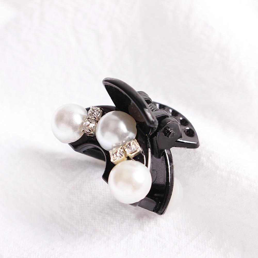Elegant Pearl Small Hair Claw Clip Korean Fashion Hairpin Broken Hair Bangs Headwear Retro Hair Styling Accessories Girls New