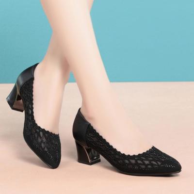 Moda Estiva 2024 Décolleté in Vera Pelle Traforata Scarpe da Donna Tacco Medio Tacco Squadrato Rete Scarpe da Ufficio da Donna Cristallo