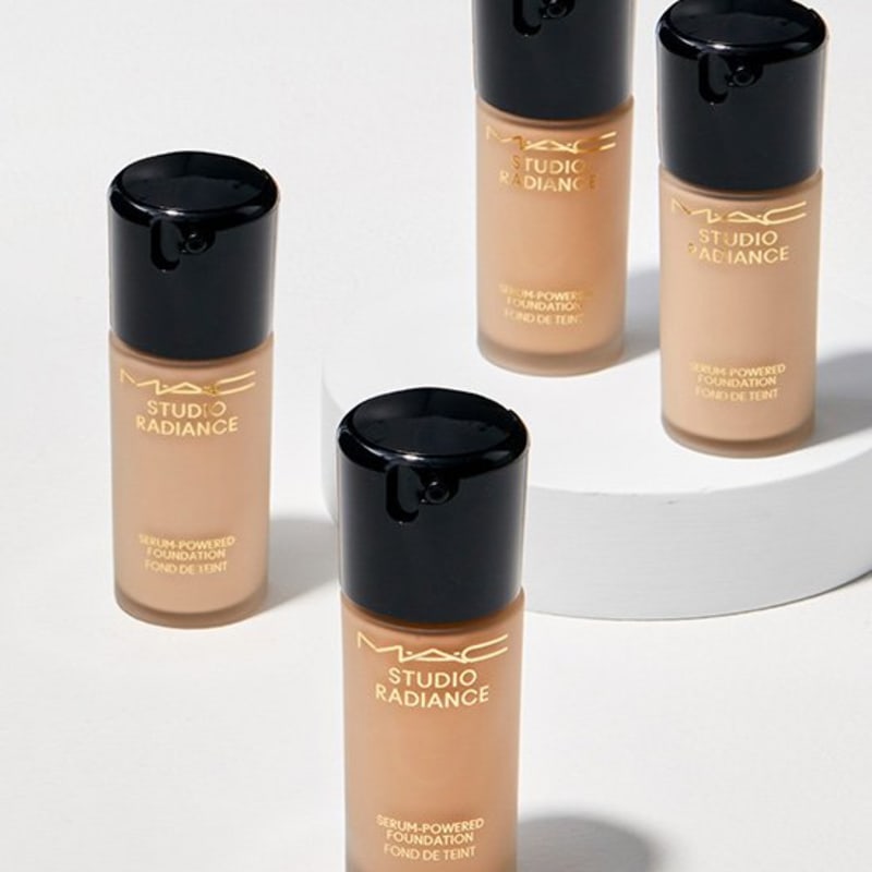 

[Mac] Тональная основа-сыворотка Studio Radiance (#СывороткаГванпаде) 9 типов (Выберите 1) NW10