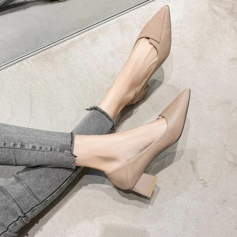 Sandals Women Middle-aged and Elderly Mother's Shoes Soft-soled Middle-heeled Thick-heeled Generous Fashion Casual Work Shoes